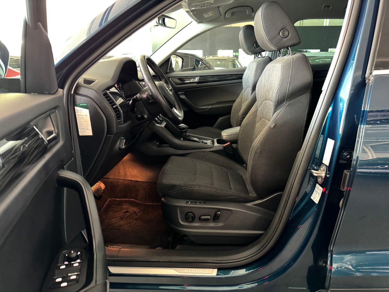 Fahrzeugabbildung SKODA Kodiaq 2.0 TDI DSG STYLE VIRTUAL ACC MEMORY AHK