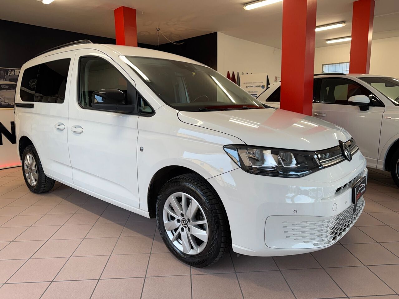 Volkswagen Caddy 2.0 TDI 122 CV DSG Life N1 5pos imagem 3