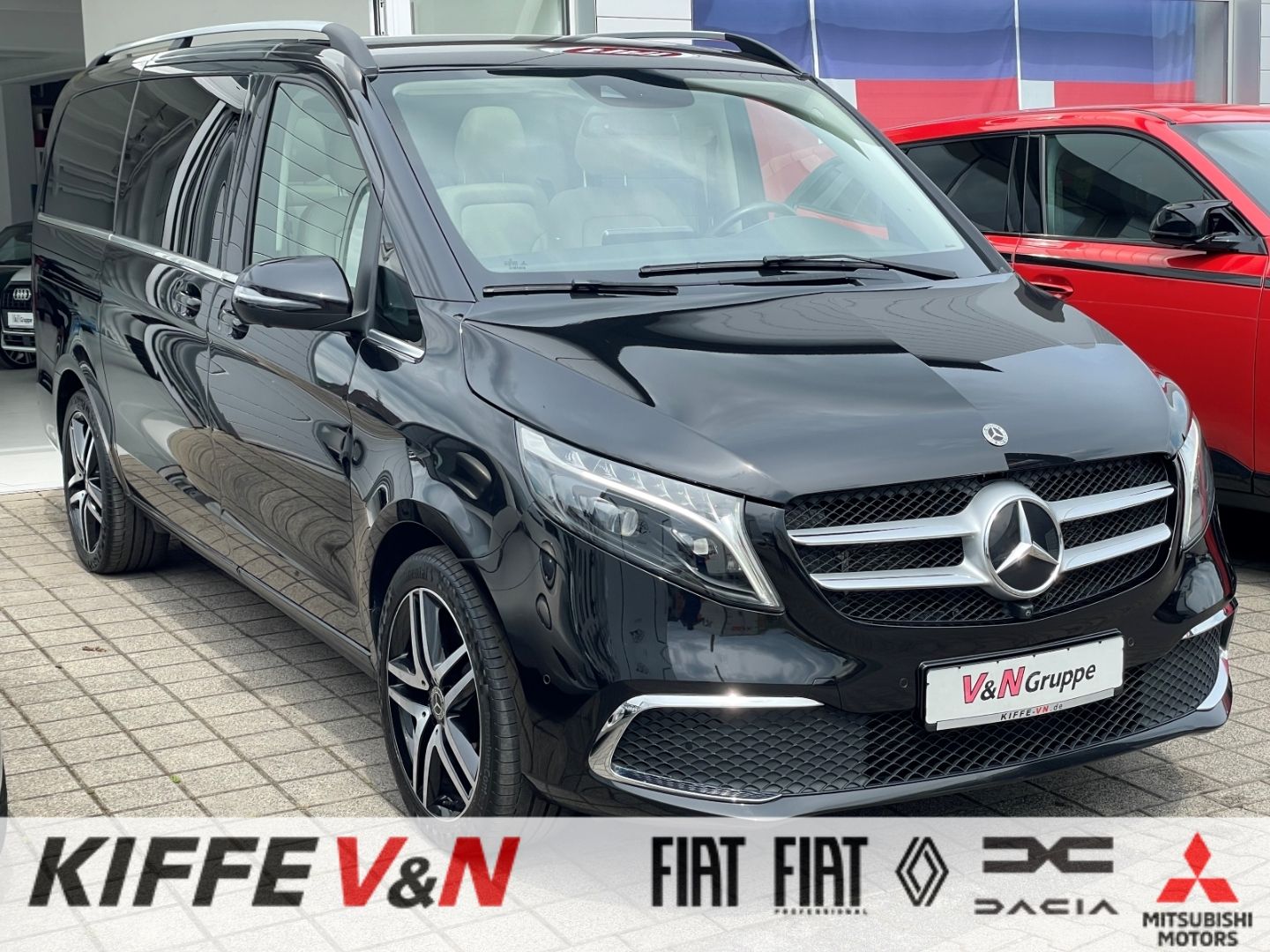 MERCEDES-BENZ V 300 AVANT EDIT LANG 4M PANO BURMESTER AIRMATIC