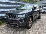 Jeep Grand Cherokee 3.0 CRD Overland/Model 2015 / - Jeep Grand Cherokee in Essen