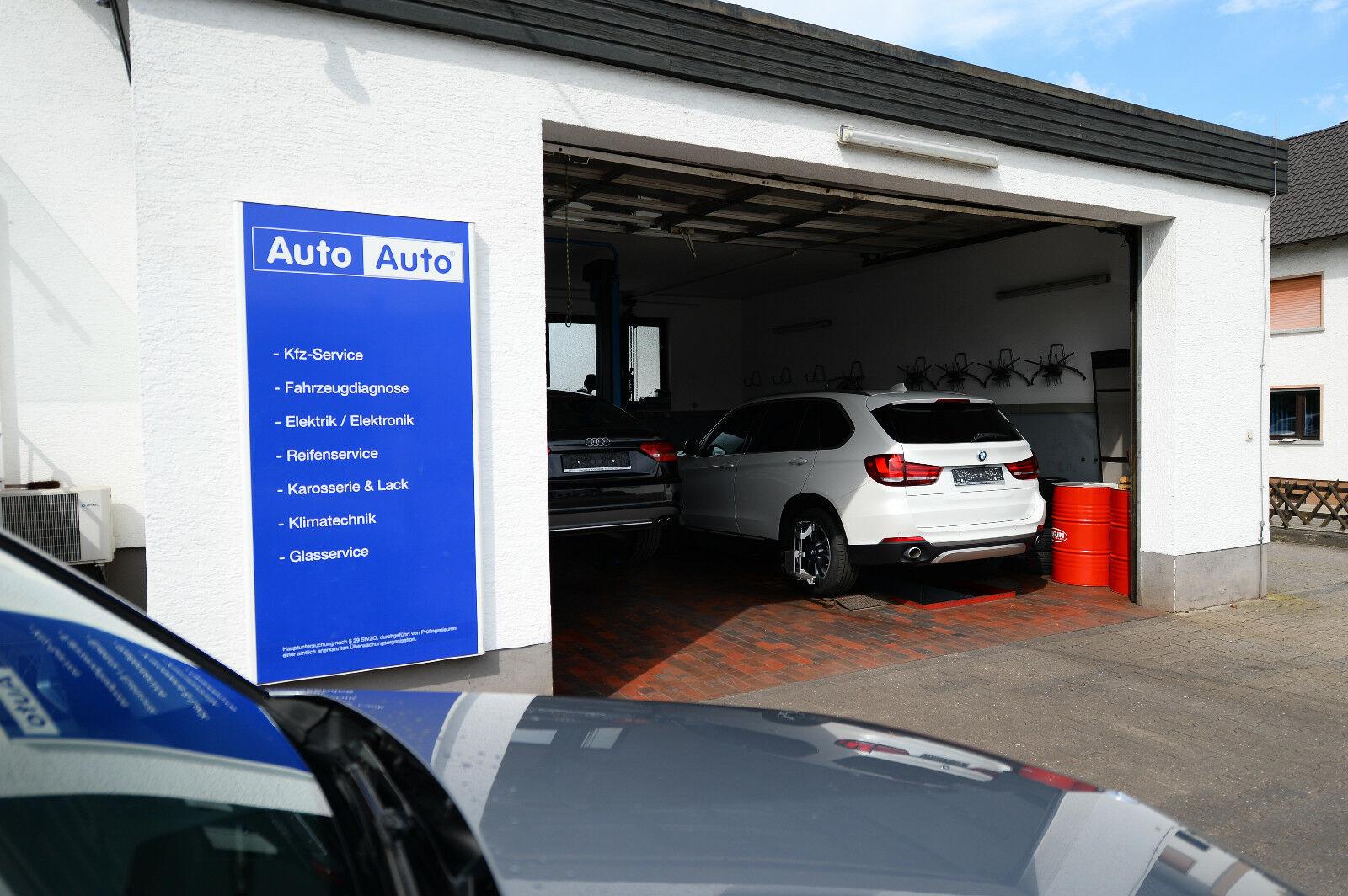showroom-image-bottom