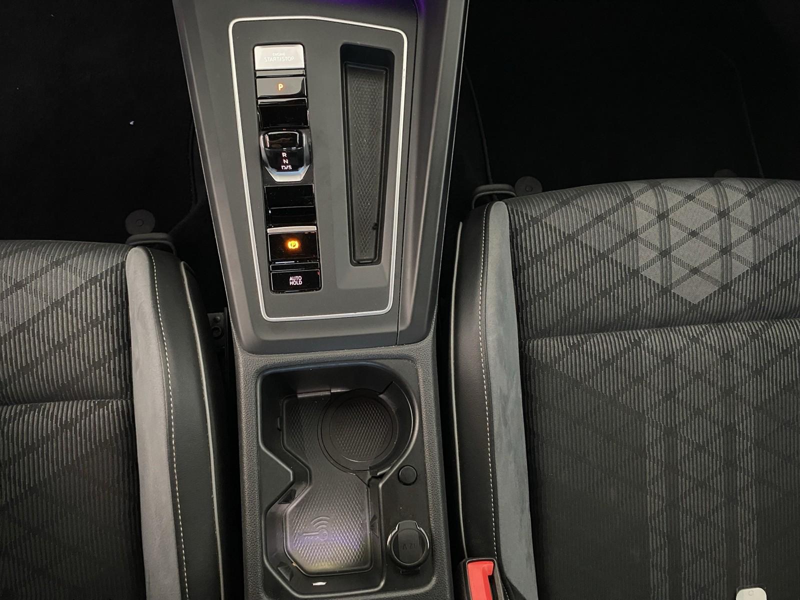 Volkswagen Golf VIII 1.5 eTSI R-Line +DSG+MATRIX+BLACK+LED+, миниатюра 12