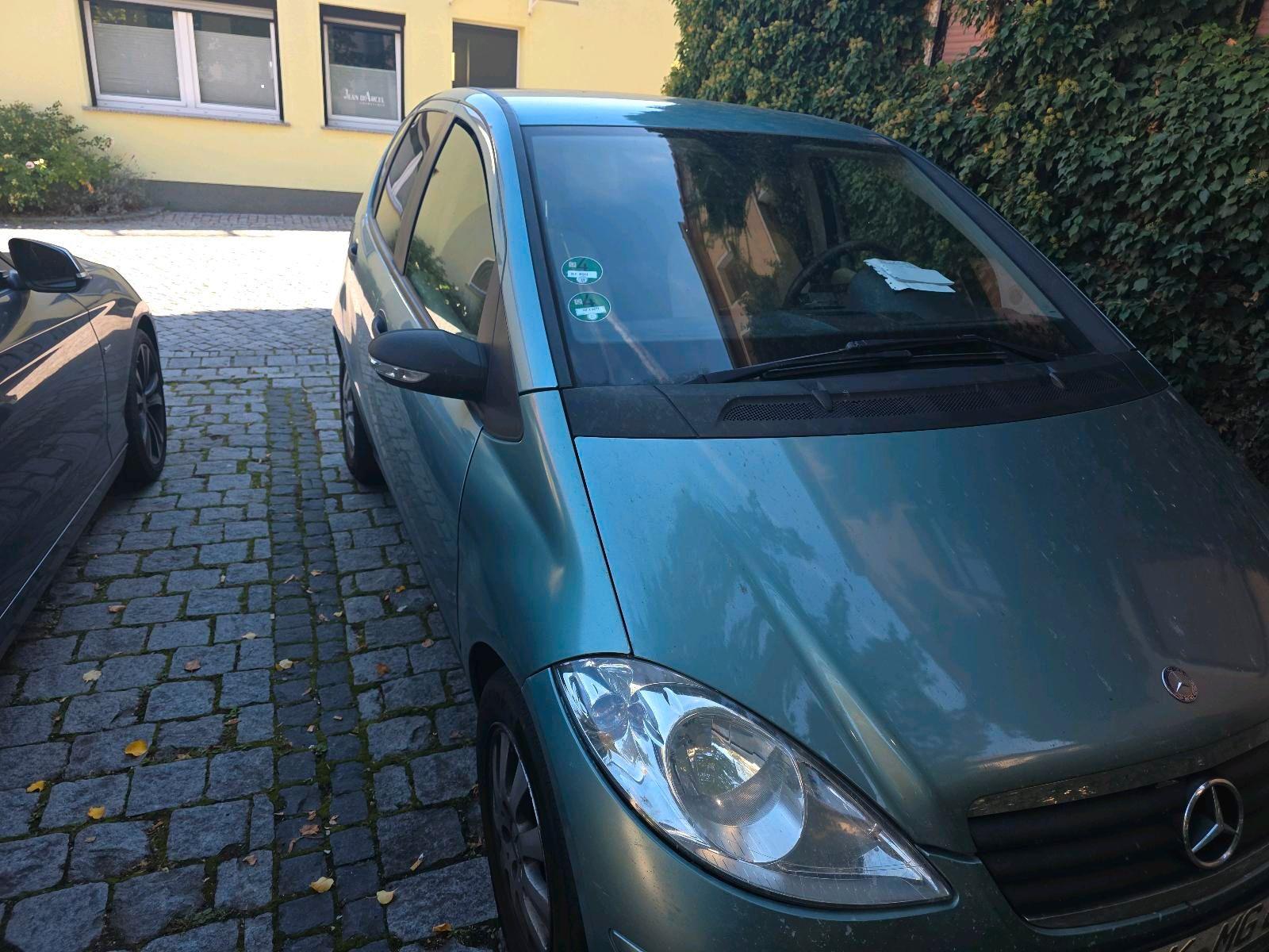 Mercedes-Benz A 180