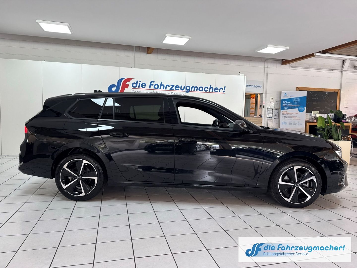 Fahrzeugabbildung Opel Astra L Sports Tourer GS Digitales Cockpit 360 K
