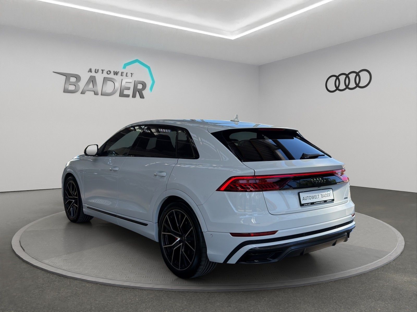 Audi Q8 50 TDI quattro competition plus B&O Standh. foto 4