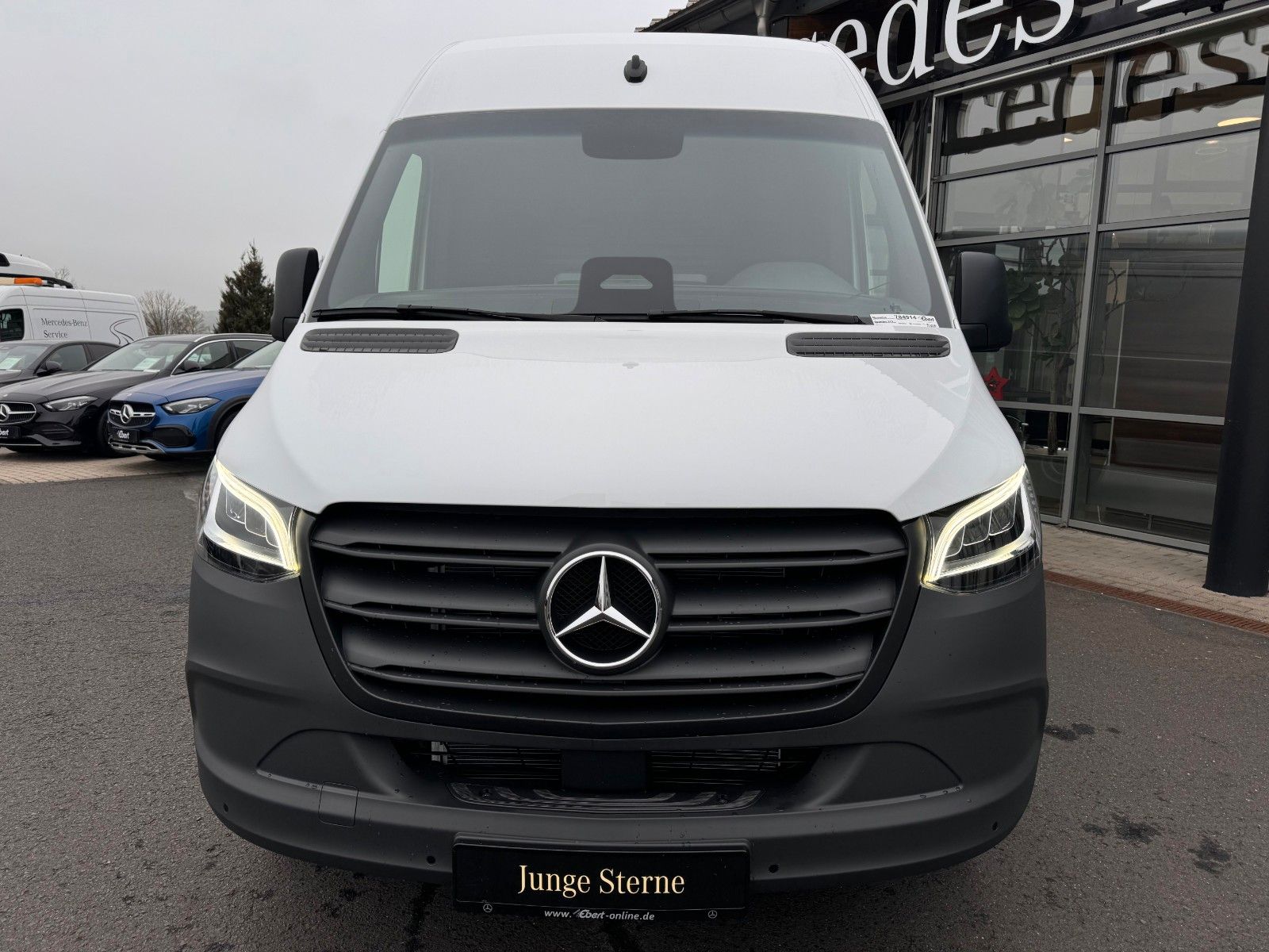 Fahrzeugabbildung Mercedes-Benz Sprinter 319 CDI 4325 LED MBUX SHZ AHK