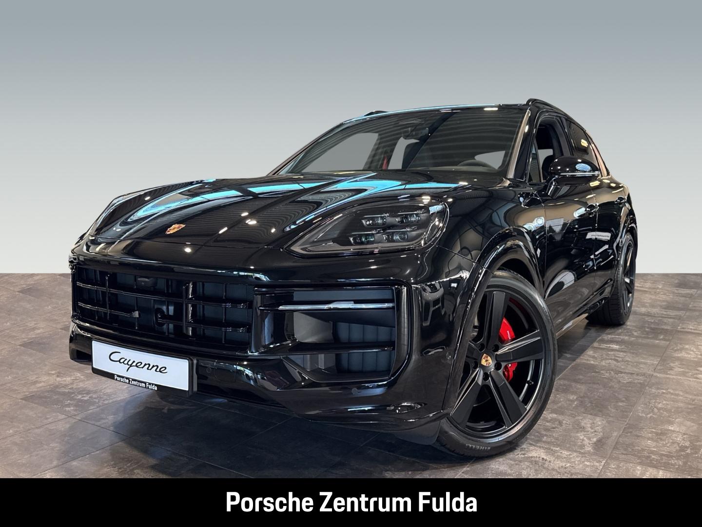 Porsche Cayenne GTS InnoDrive HA-Lenkung Head-Up BOSE