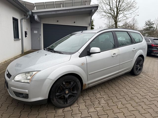 Ford Focus Turnier Style Tüv