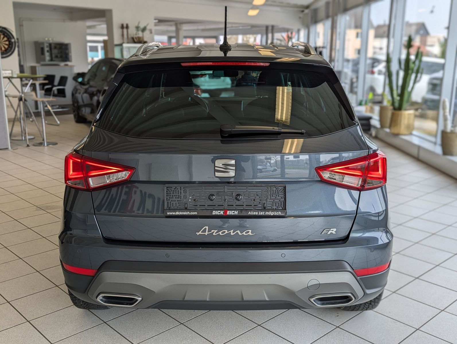 Fahrzeugabbildung SEAT Arona 1.0 TSI FR DSG LED Dinamica ACC AHK Kamera