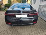 BMW 730d -LANGSTRCKENAUTO TOP ZUSTAND SH-GEPFLEGT - gebrauchte BMW 730 aus dem Jahr 2022
