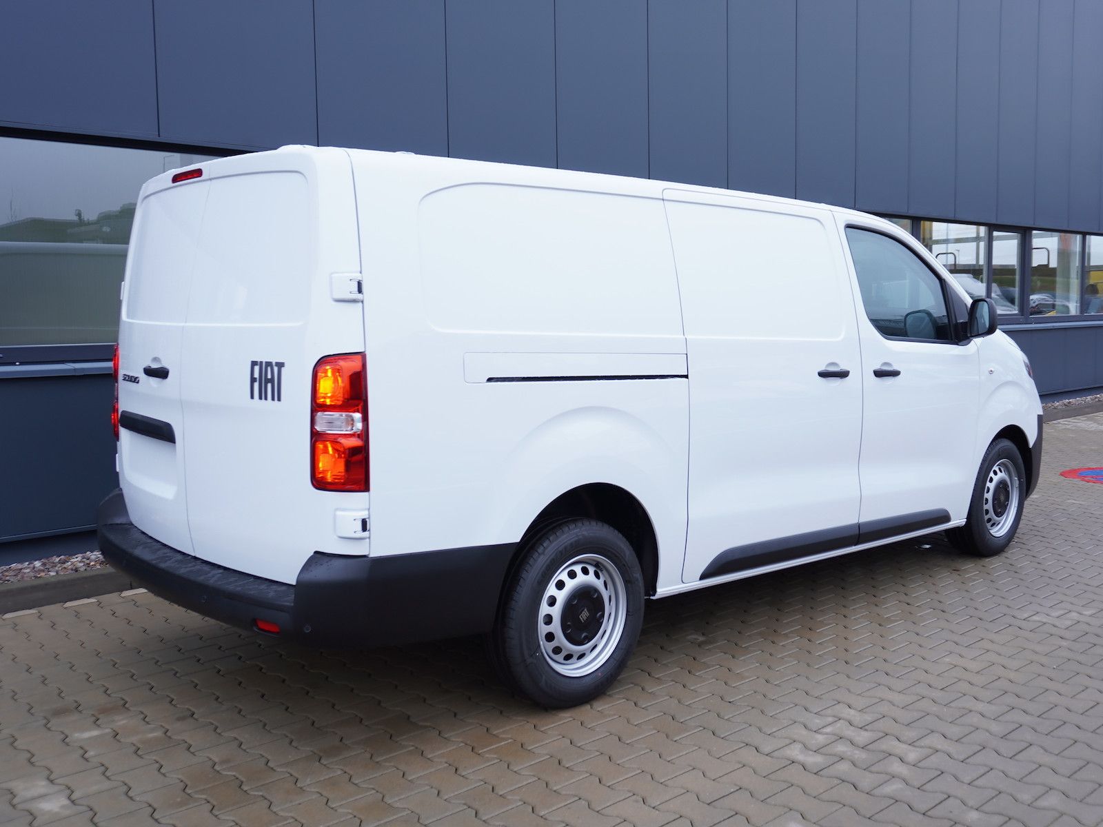 Fiat Scudo L3 120 / 10-Zoll-Radio + Kamera imagem 2
