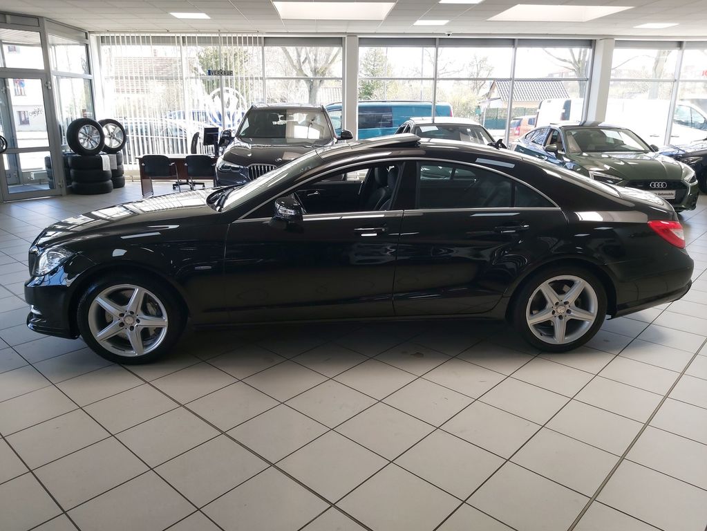Mercedes-Benz CLS 500 Coupe AMG MEMORY TOTW LEDER AIRM DISTR