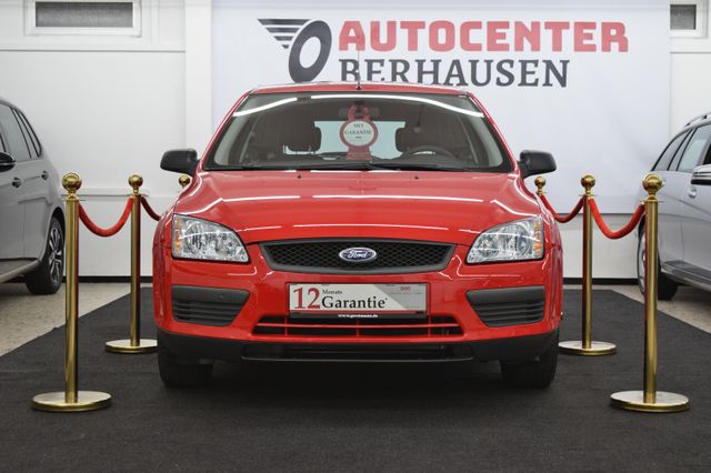 Ford Focus Lim. Trend*aus 1 HAND*nur 39500KM*GARANTIE