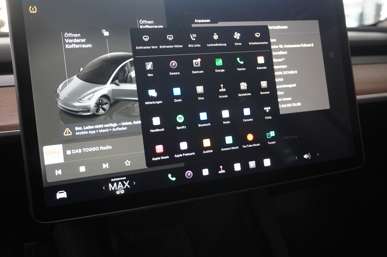 Fahrzeugabbildung Tesla Model 3 LONGRANGE DUAL-MOTOR NAVI/KAMERA/SH/PANO