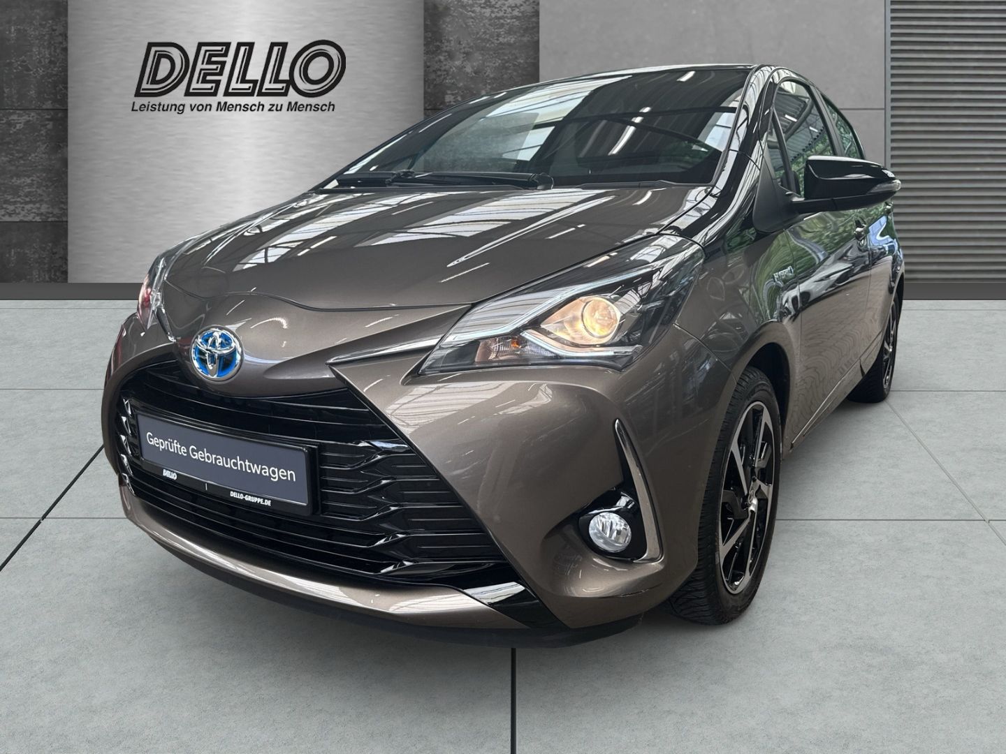 Toyota Yaris Style Selection 1,5-l-VVT-i Hybrid Apple C