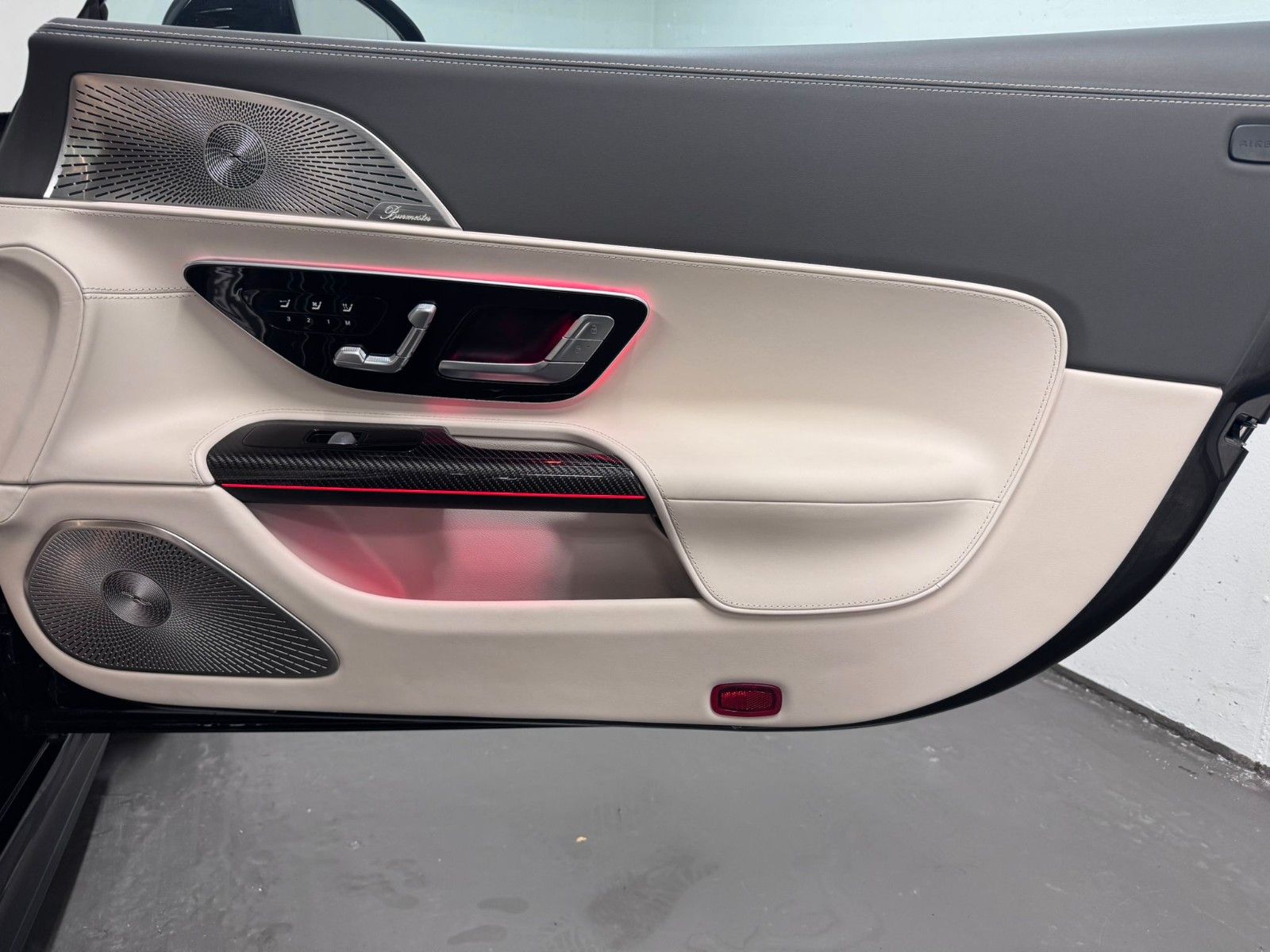 Fahrzeugabbildung Mercedes-Benz SL 63 4MATIC+ *MANUFAKTUR*KERAMIK*NIGHT*