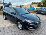 Opel Astra Sports Tourer 1.4 T eco Active 103 S/ - Opel Astra: Eco4