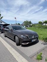 Mercedes-Benz E 200 4MATIC AVANTGARDE Autom. AVANTGARDE - gebrauchte Mercedes-Benz E 200 aus dem Jahr 2017
