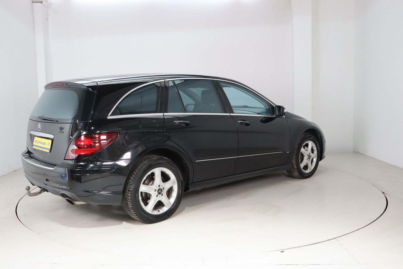 Fahrzeugabbildung Mercedes-Benz R 320 CDI 4MATIC * HUD * AHK * Navi