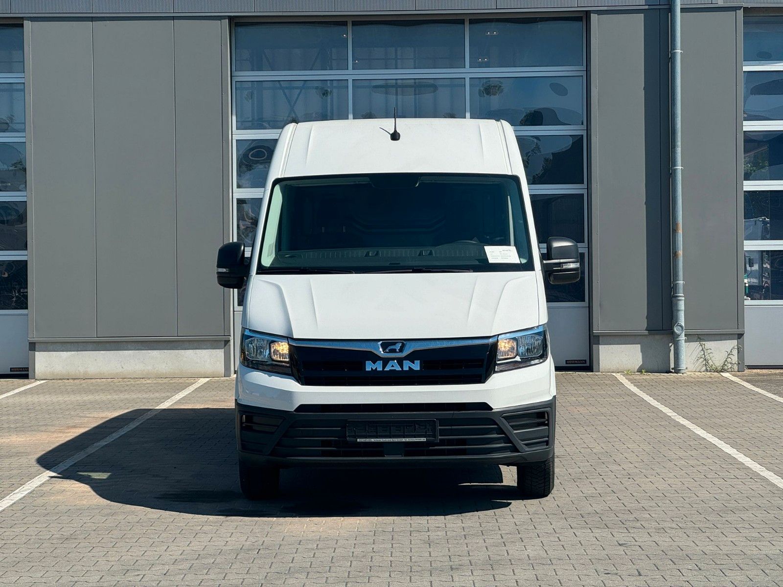 Fahrzeugabbildung MAN TGE 3.140 Kastenwagen L4H3 Schalter Kamera