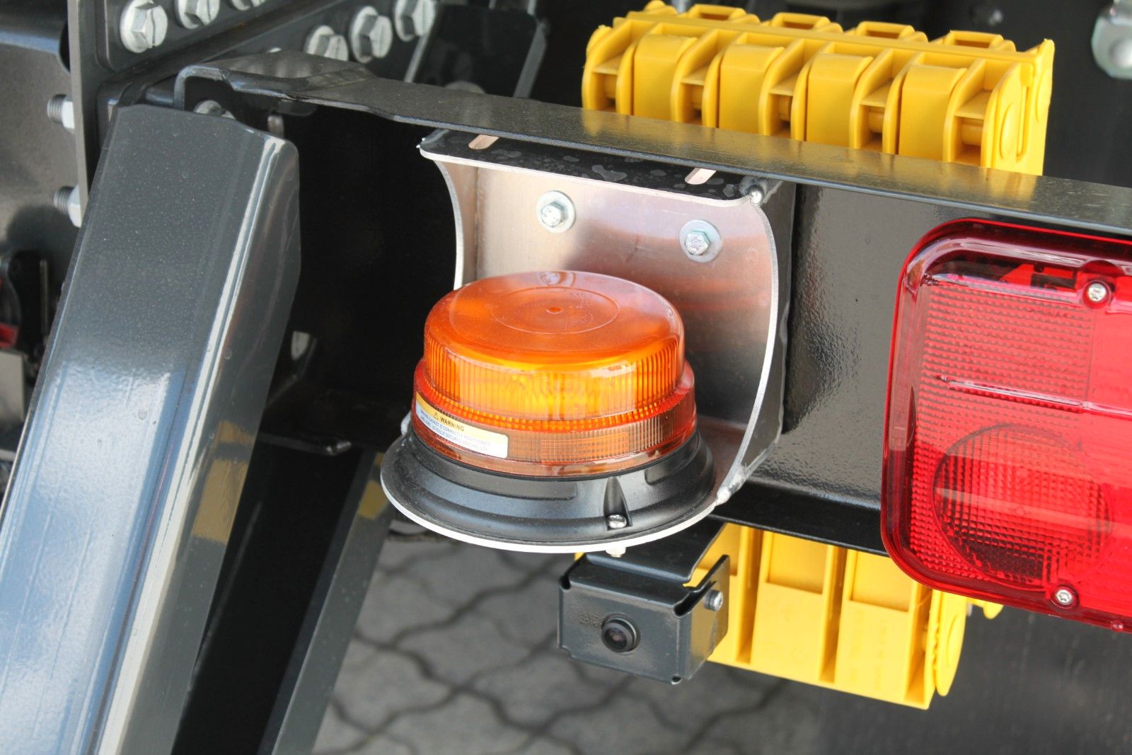 Fahrzeugabbildung Iveco Iveco EuroCargo ML140E28 Kran Kipper
