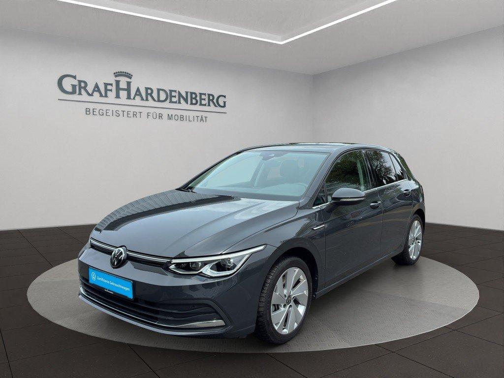 Volkswagen Golf VIII 2.0 TSI 4M DSG Style LED ACC Kamera