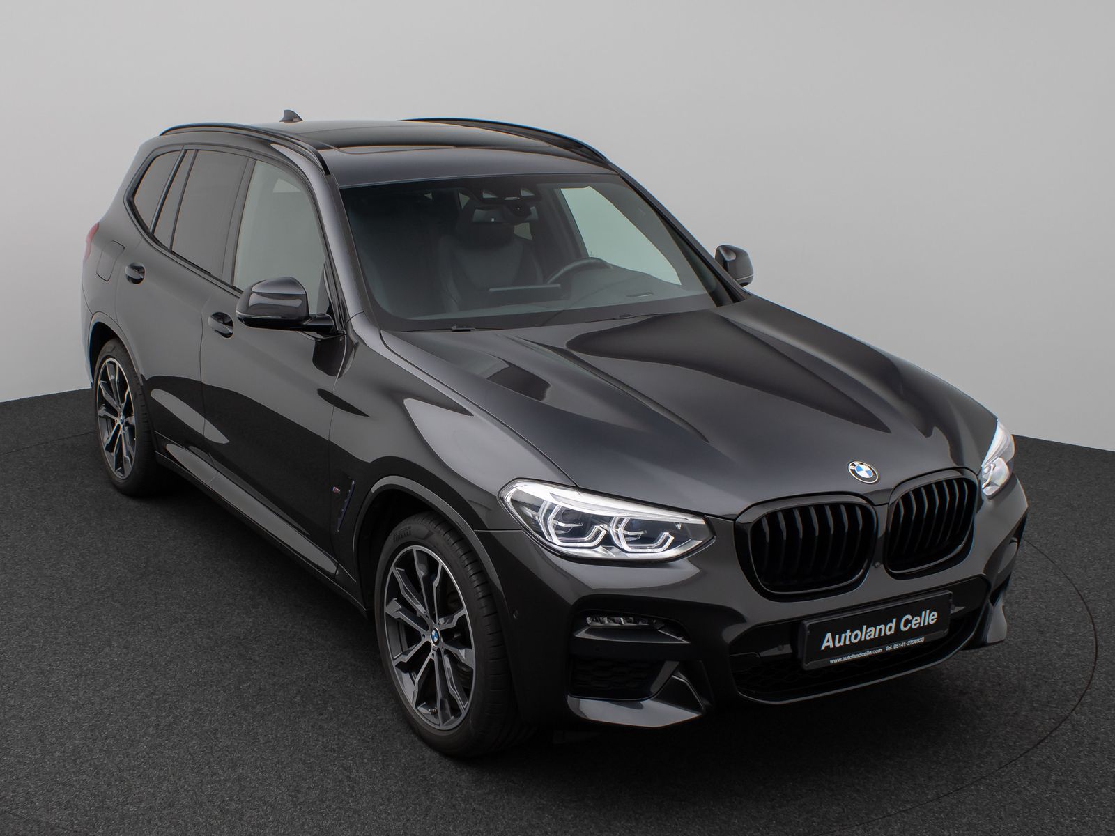 Fahrzeugabbildung BMW X3 xD30e M Sport Panorama 360°HUD DAB HiFi 20Zl