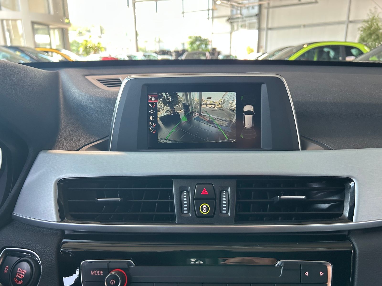 Fahrzeugabbildung BMW X1 xDrive 18 d Sport Line RFK LED ALU