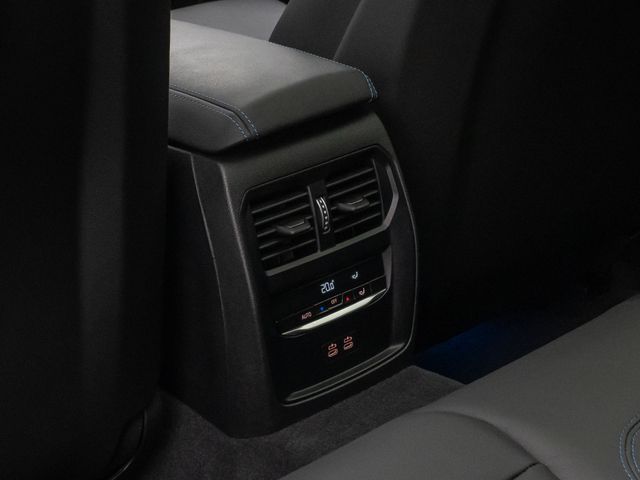 Foto Nummer 28: BMW 340i