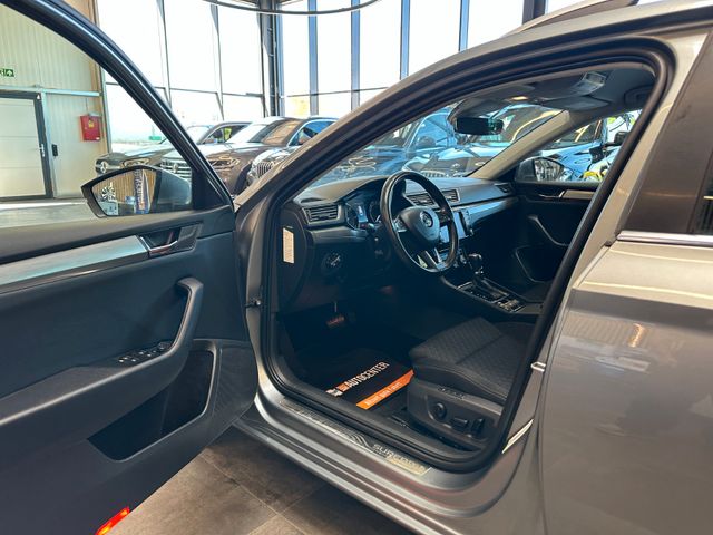 Skoda Superb Combi Style *BiXenon*Navi*AHK*