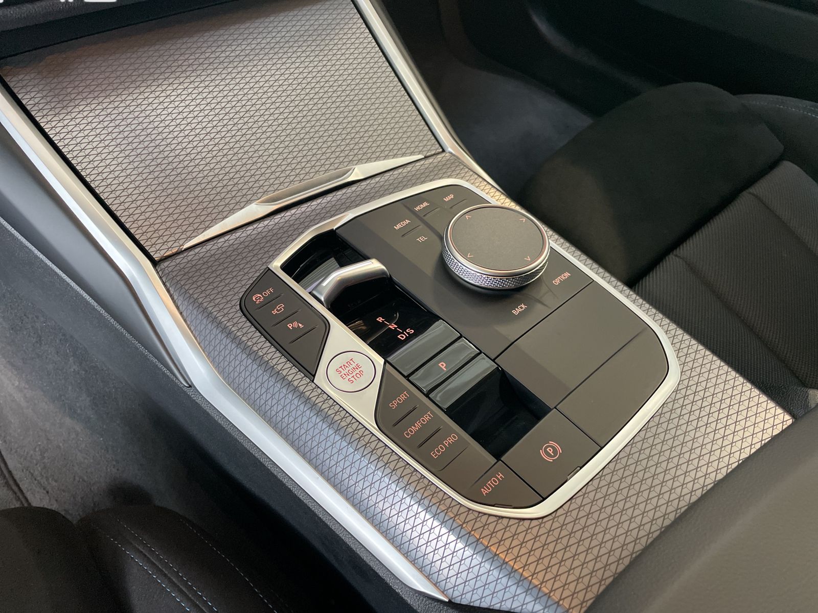 BMW 320 - Bild 17