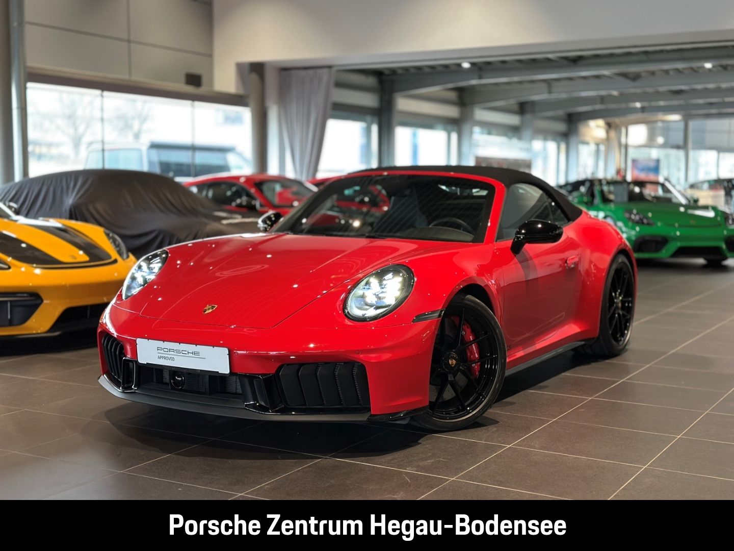 PORSCHE 992 (911) Carrera 4 GTS Cabriolet/Sportsitze/BOS