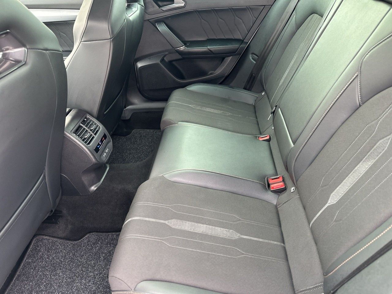 Fahrzeugabbildung CUPRA Formentor VZ 2.0 TSI 245 PS DSG