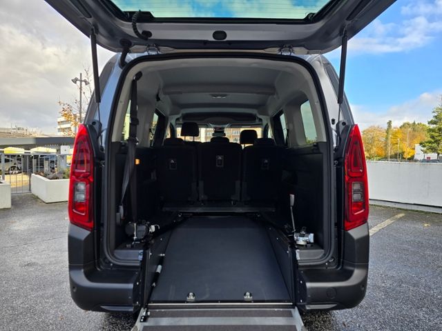 Fahrzeugabbildung Fiat Doblò 4 Kombi XL Rollstuhlgerecht Rollstuhlrampe