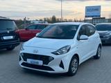 Hyundai i10 Select SHZ/LANE/TEMPO/LKRDHZ/PDC - Hyundai i10 Gebrauchtwagen in Braunschweig