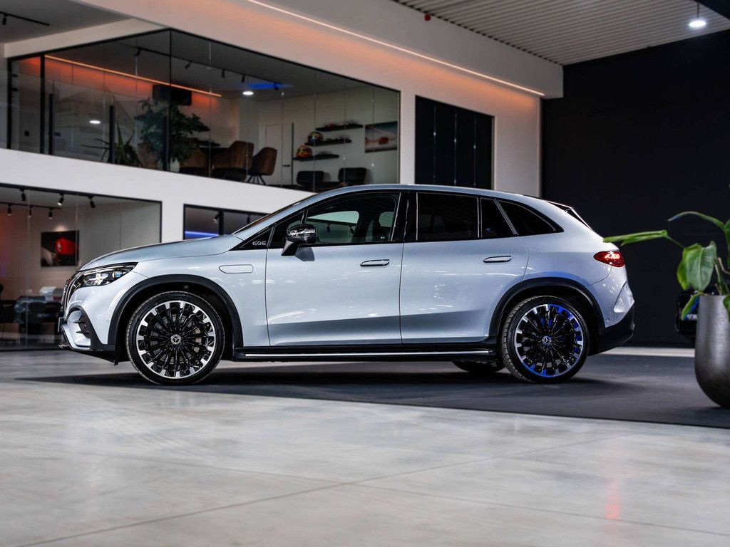 Mercedes-Benz EQE SUV EQE 500 - 4MATIC - AMG Line - AIRMATIC l imagem 2