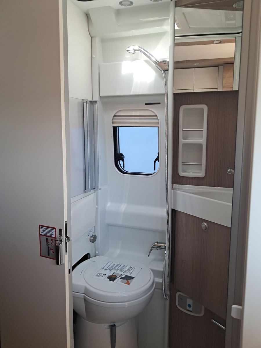 Fahrzeugabbildung Malibu Van diversity 640 LE K GT Klimaautomatik, Radio