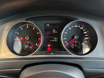 Volkswagen Golf VII Lim. *SitzHZ*PDC(VH)*2-Zonen*