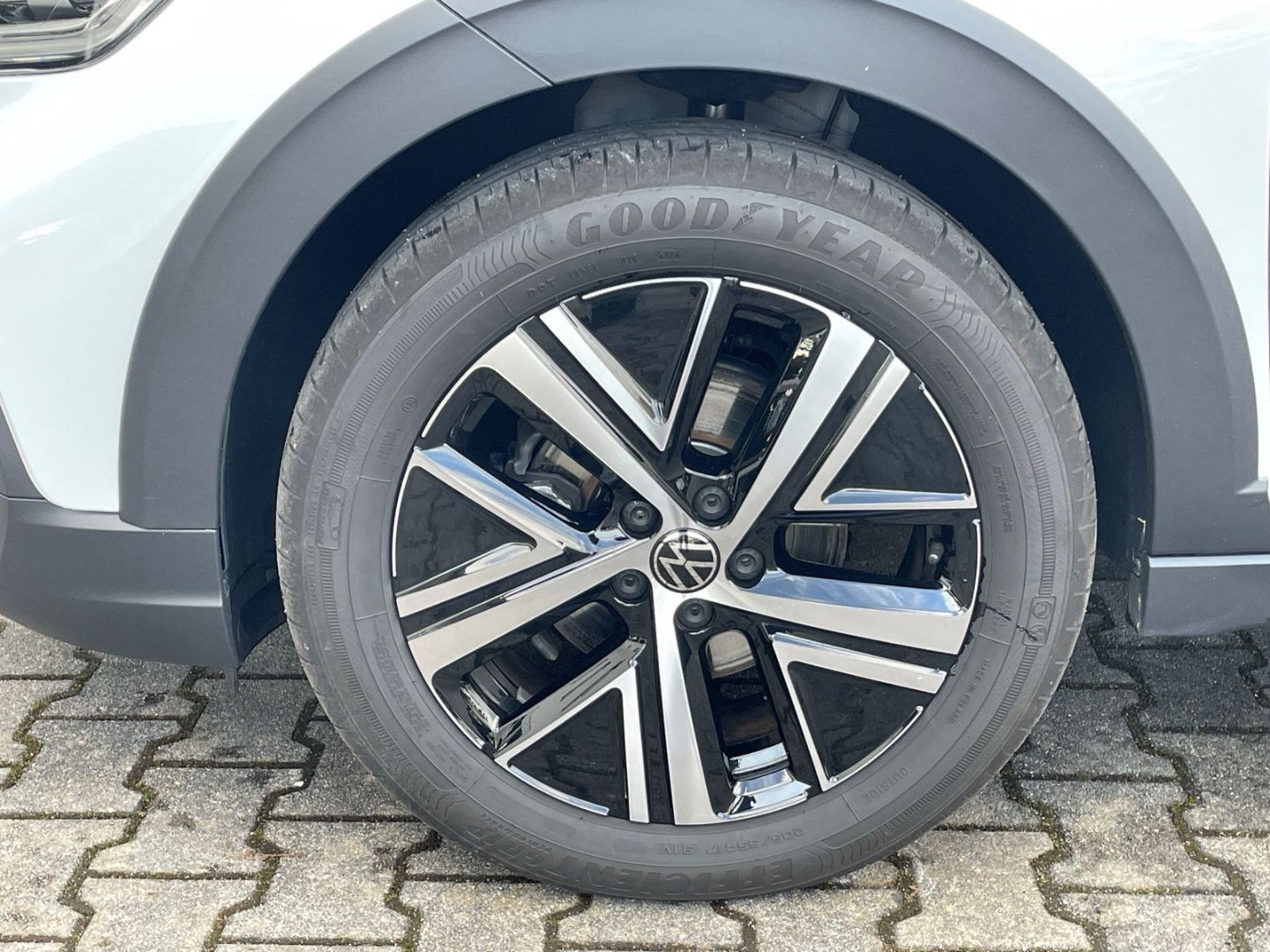 Taigo 1.0 TSI DSG Style IQ.Light/Kamera/ACC/Navi