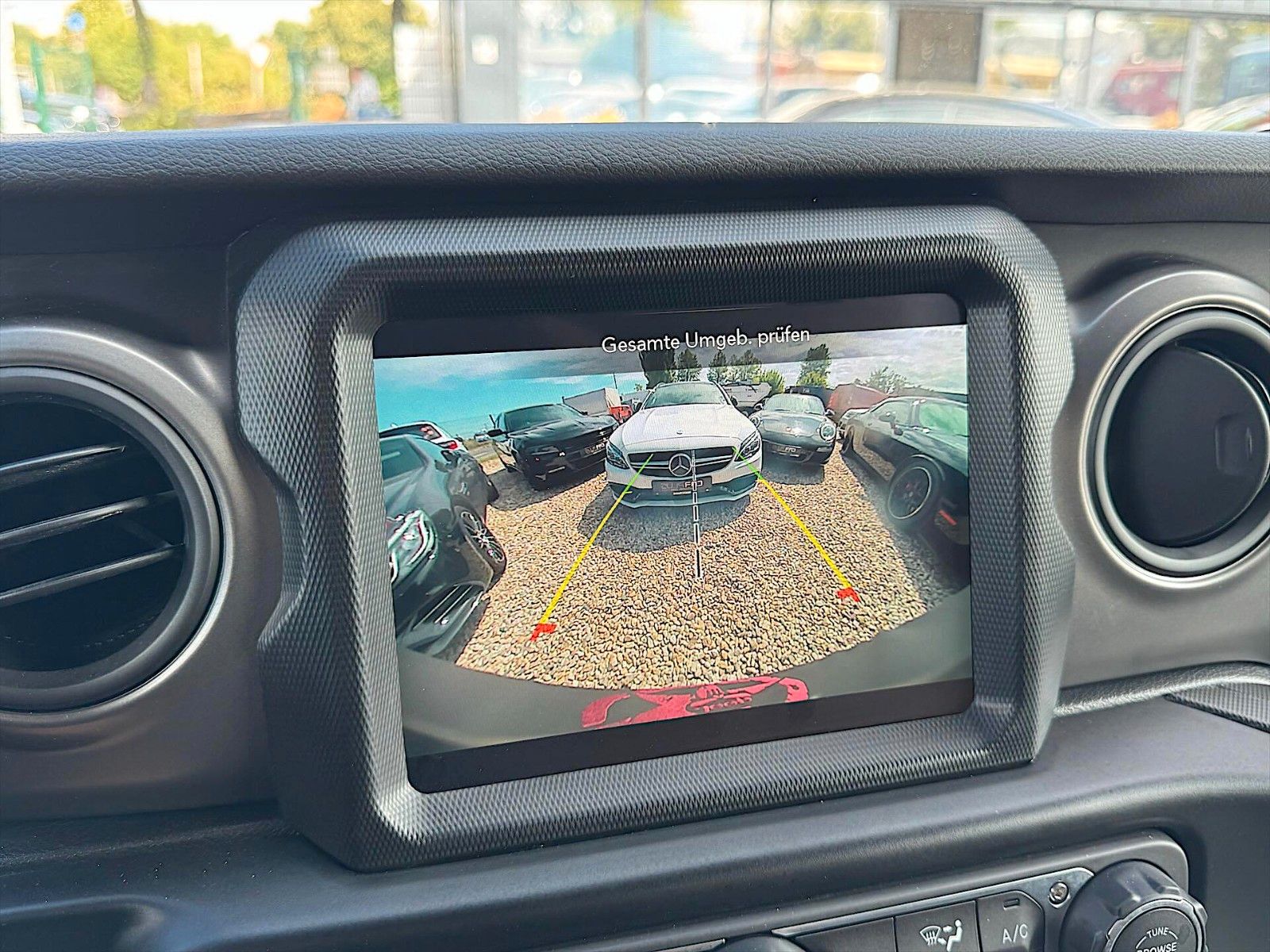 Fahrzeugabbildung Jeep Wrangler 2.0 T Unlimited SPORT S OFFROAD 4x4 19%