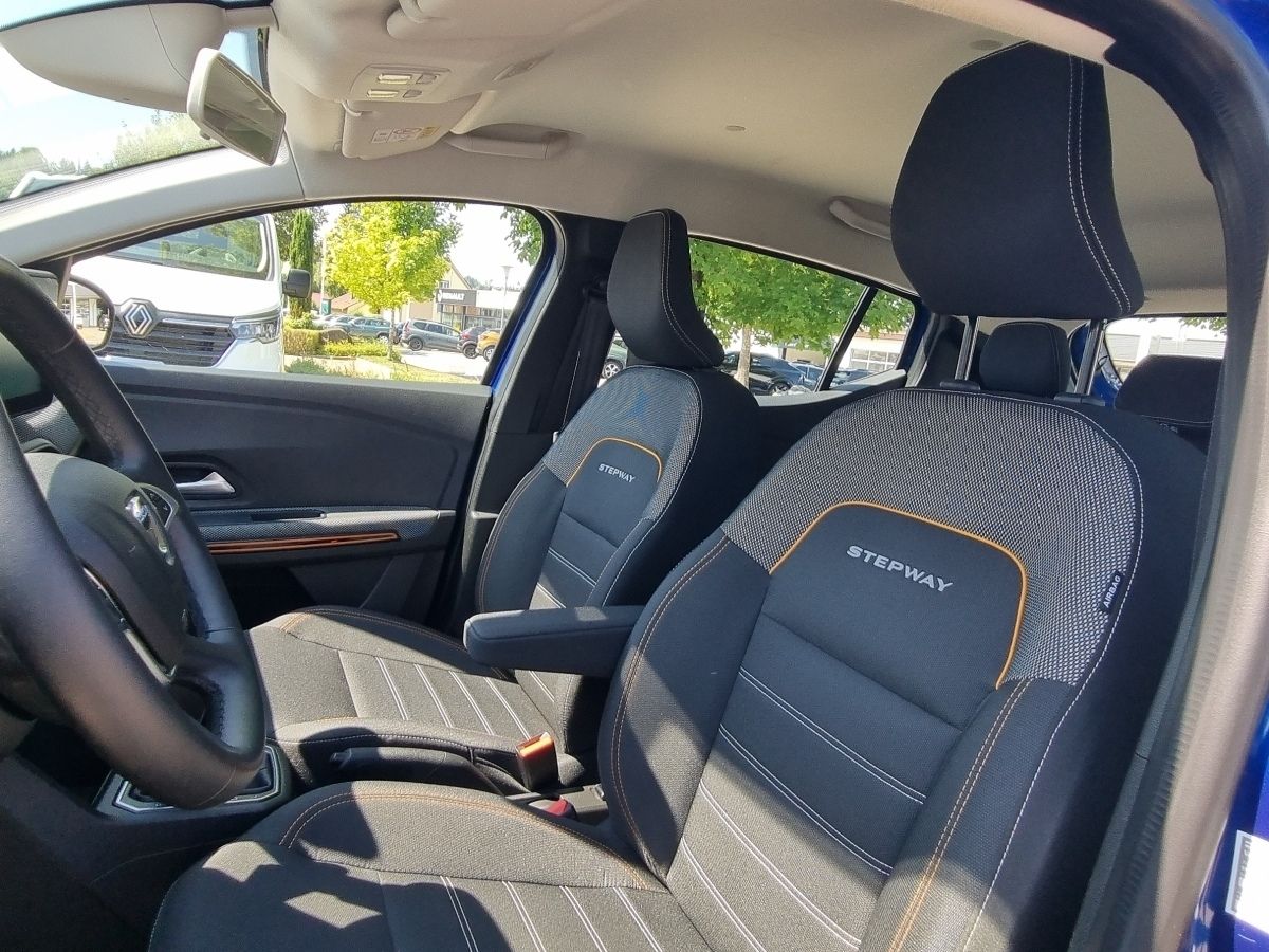 Fahrzeugabbildung Dacia Sandero Stepway Comfort TCe 90 CVT
