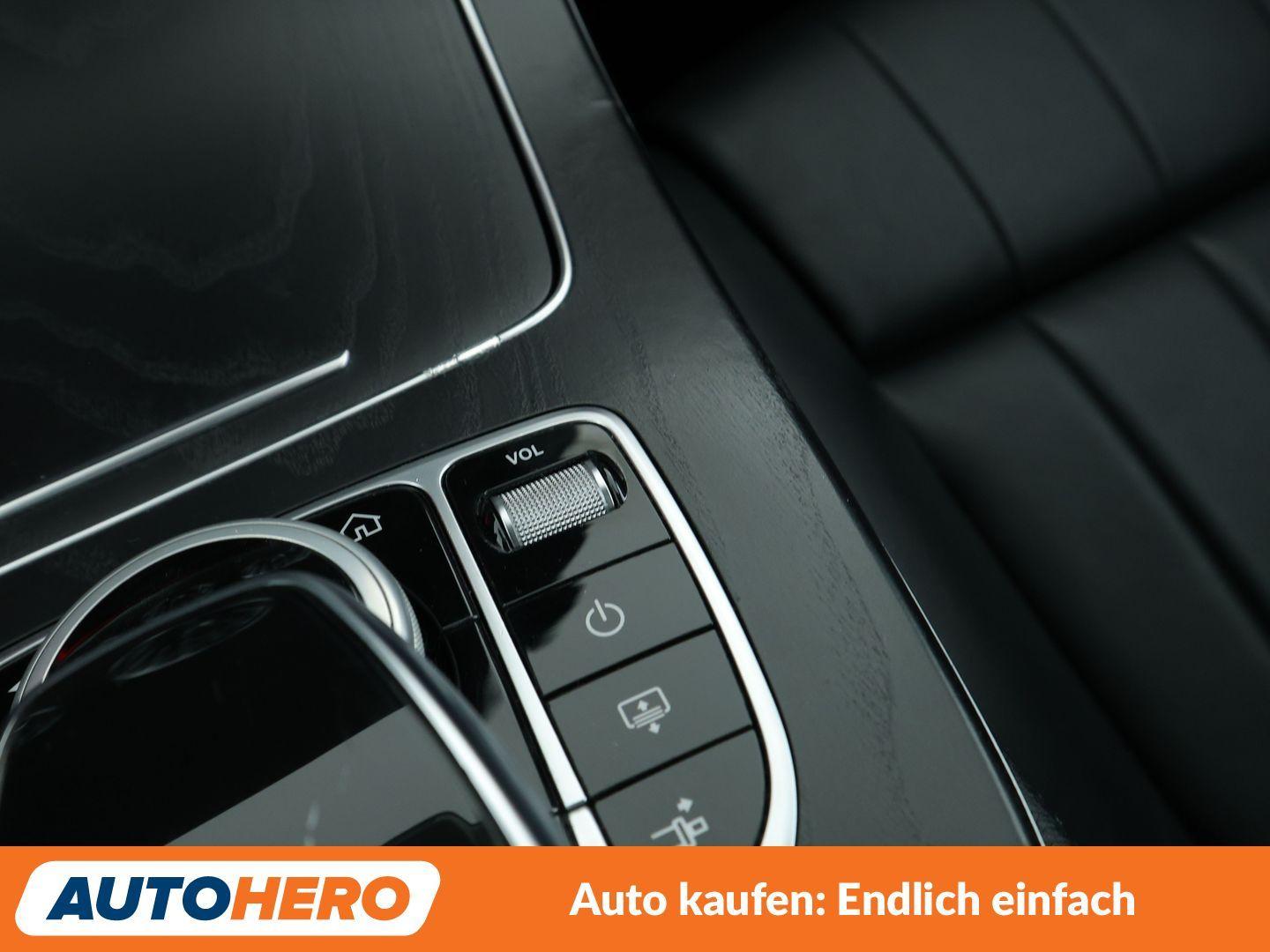Mercedes-Benz E 300 Avantgarde Aut.*NAVI*PDC*TEMPO*SHZ*