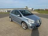 Mercedes-Benz B 180 BlueEFFICIENCY - - Mercedes-Benz B 180 in Erfurt