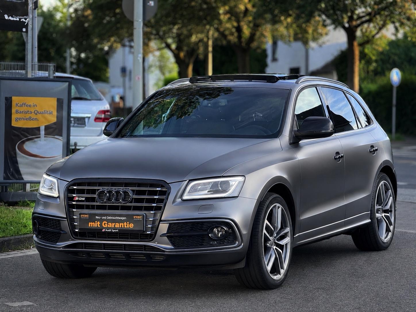 Audi SQ5 3.0 TDI quattro Scheckheftgepflegt bei Audi