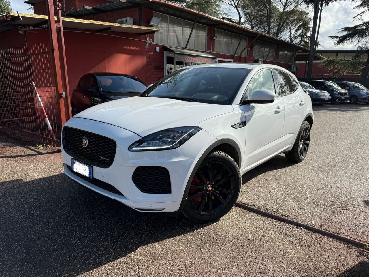 JAGUAR E-Pace
