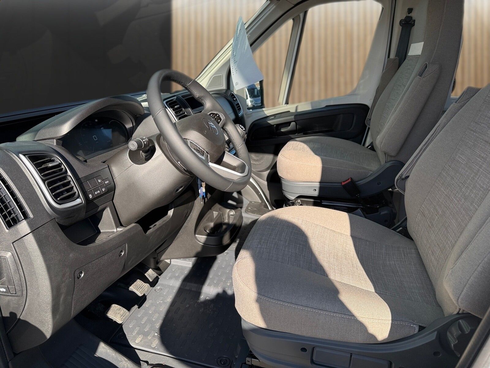 Fahrzeugabbildung Pössl Summit 600 Plus Citroen 140 PS