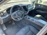 Volvo XC60 Momentum Navi Spurassist. LED SHZ PDCv+h - gebrauchte Volvo XC60 aus dem Jahr 2022