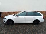 Skoda Octavia 2.0 TDI SCR DSG 4x4 RS60 Combi RS60 - Skoda Octavia RS60 mit Diesel-Antrieb