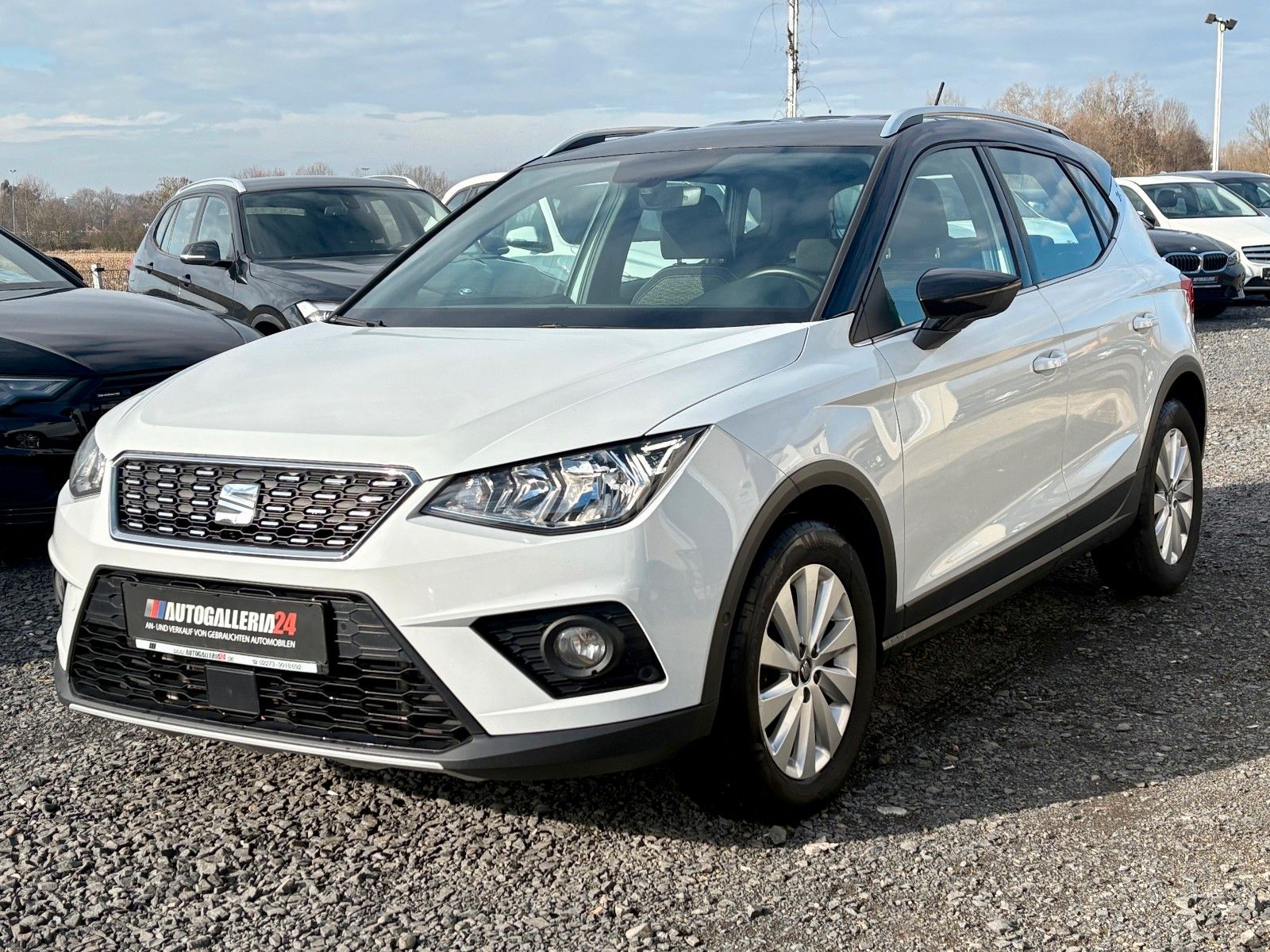 Fahrzeugabbildung SEAT Arona 1.0 Xcellence 85kW Navi SHZ PDC 1.HAND