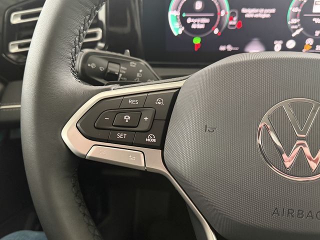 Volkswagen Tiguan 2.0TDI ELEGANCE DSG IQ MATRIX KAM ACC AHK